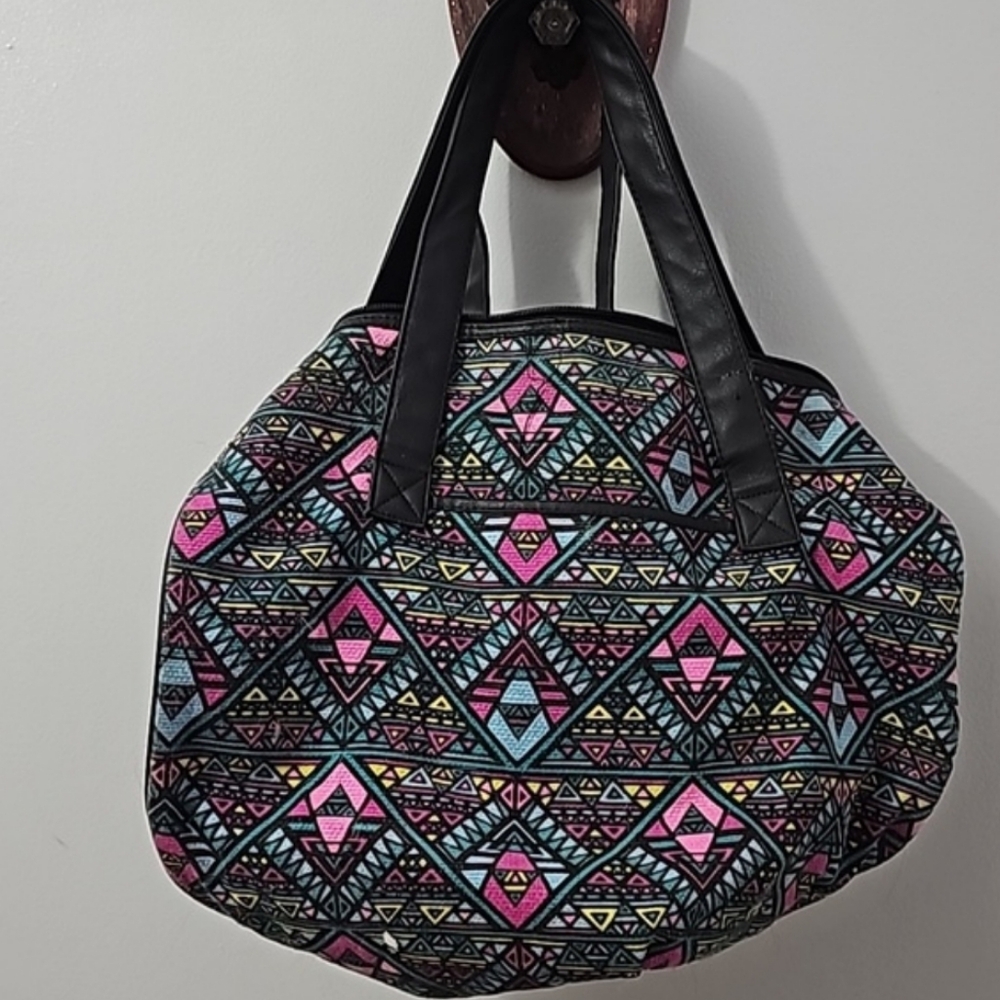 Mossimo Supply Co. Retro/Vng Multicolor Knit Geometric Pattern Dufflebag